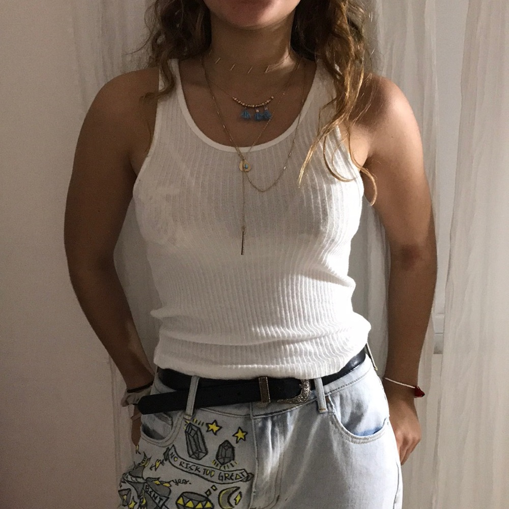 Cute simple white shirt